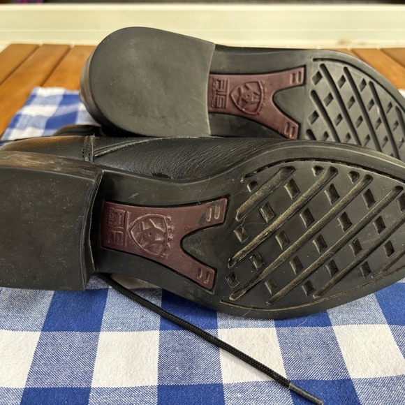 BLACK LEATHER Ariat Women's Heritage Lacer II Western Boot 7.5 Gently used. - Picture 6 of 7